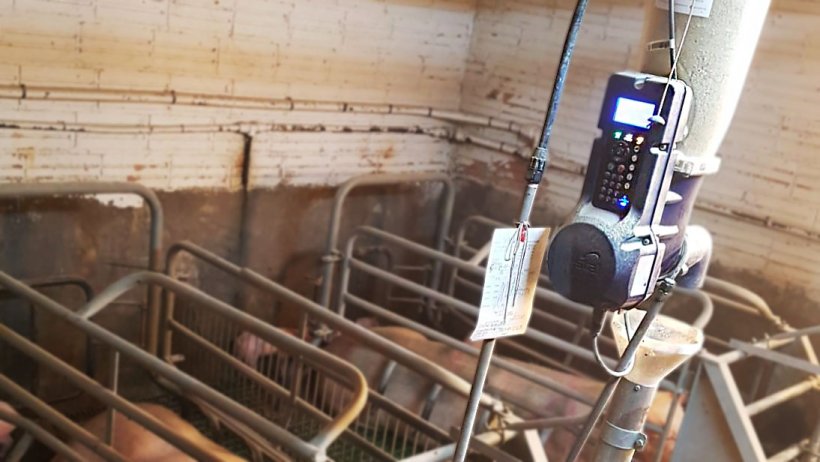 Foto 2. Sistema eletrônico de alimentação a seco.